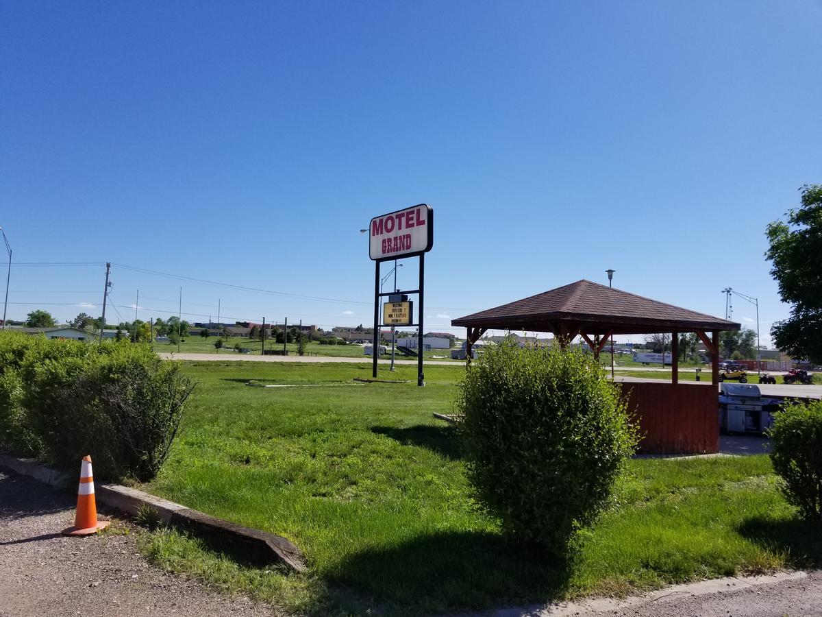 Motel Grand Chadron Exterior photo